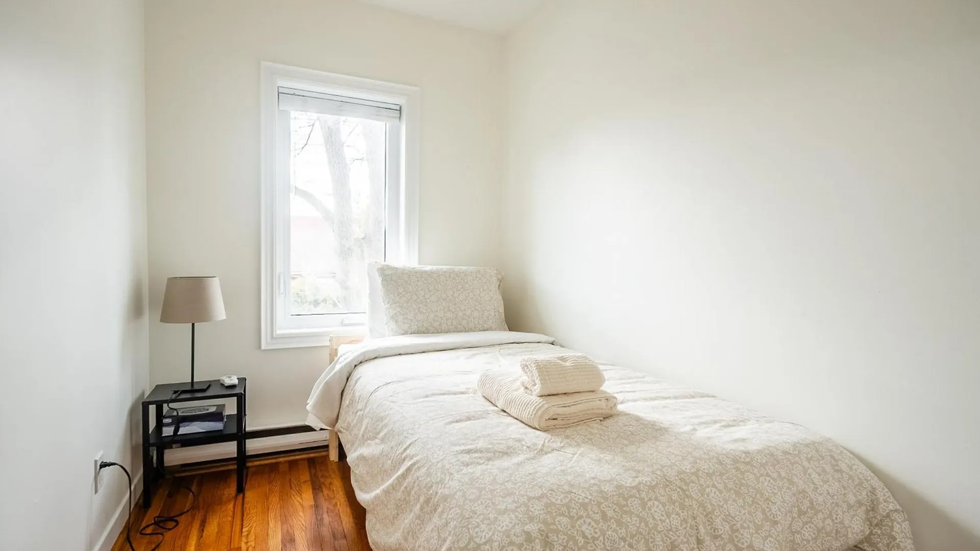 Cozy Townhouse In Chinatown Hotel Toronto Kanada
